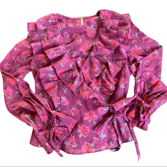 Free People Amanda Ruffle Top in Sultry Combo. Size Small. New - Picture 8 of 13
